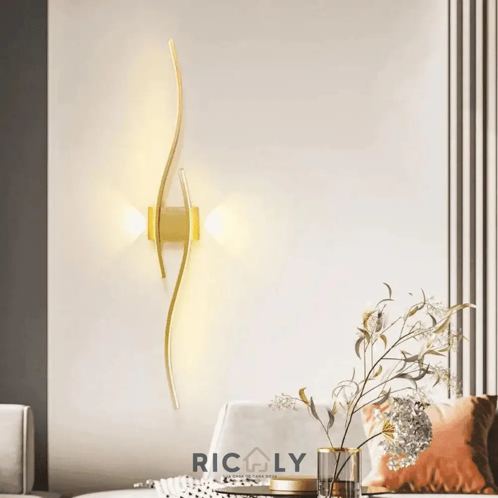 Arandela de Parede Interna para Quarto/Sala LED Curva Ricaly - Dourado - 60cm / Luz Fria - Luminaria