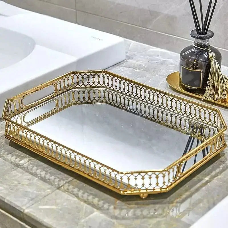 Imagem de bandeja de metal dourada espelhada para banheiro Ricaly