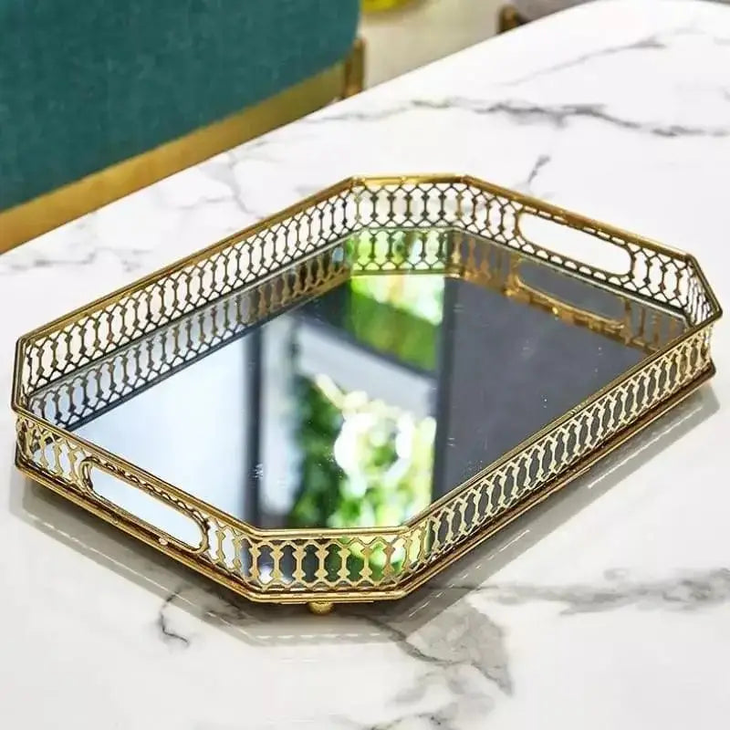 Bandeja banheiro metálica dourada com espelho e acabamento dourado elegante