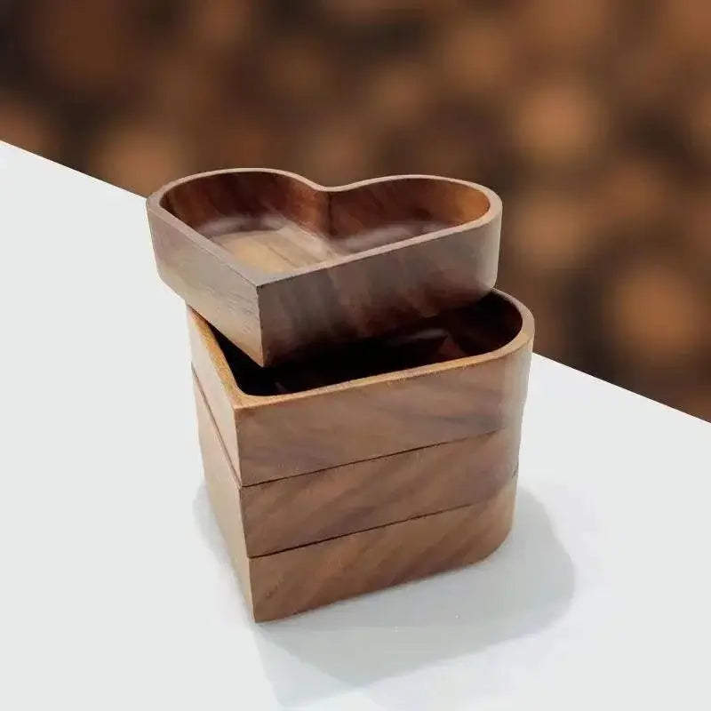Bandejas Sobremesa Madeira Coração Conjunto 4 Unidades com conchas de madeira em formato de coração