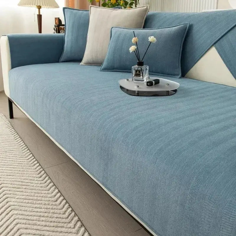 Capa de sofá em chenille azul com motivo espinha de peixe antiderrapante Ricaly
