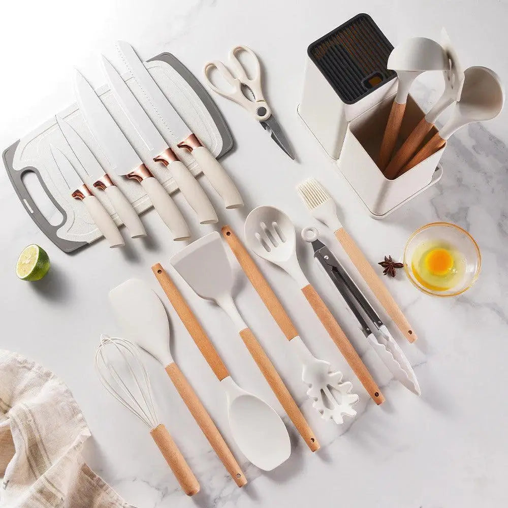 Conjunto de utensílios de silicone ergonômico com cabo de madeira da Ricaly