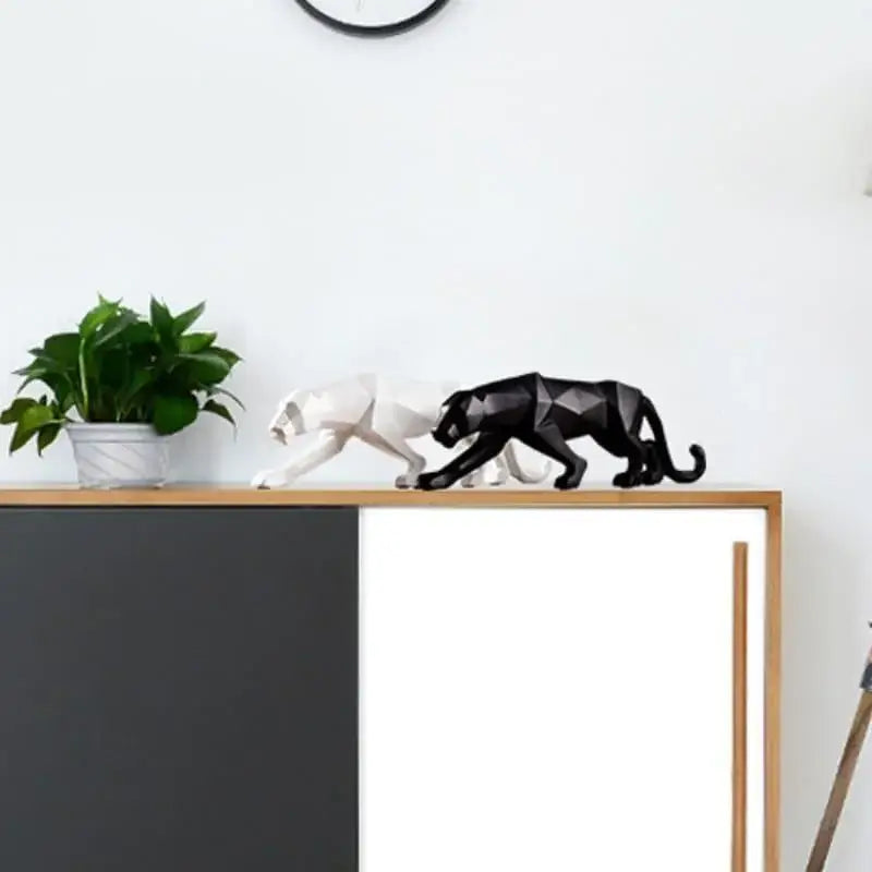 Escultura de Pantera Branca em Resina Ricaly com Design Realista Compre