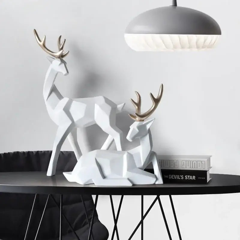 Estátua Cervo Geométrica em Resina para Decoração Elegante Compre agora Ricaly