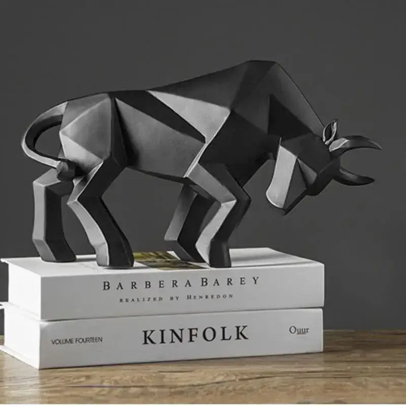 Escultura Geométrica de Touro Ricaly em Resina Compre
