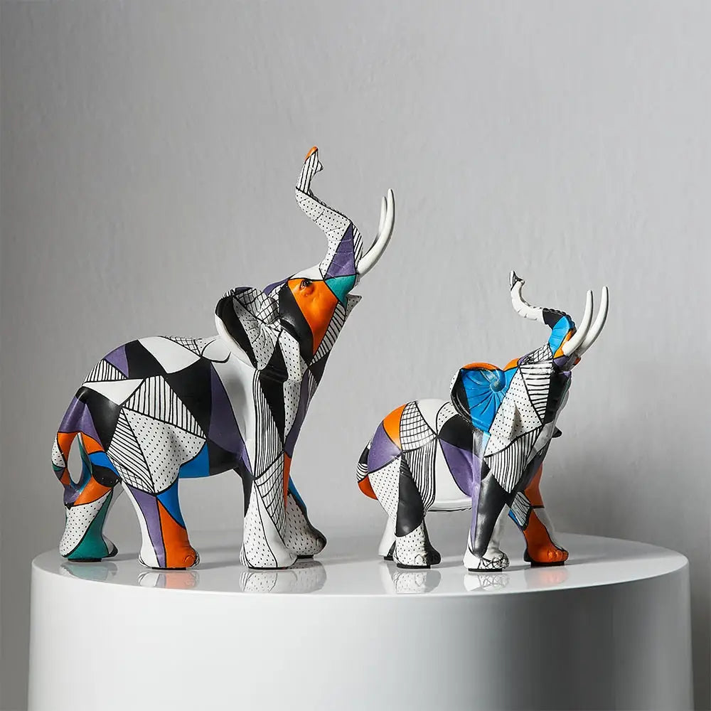 Estatuetas Decorativas Elefantes Abstratos em Dois Estilos Diferentes Compre agora Ricaly