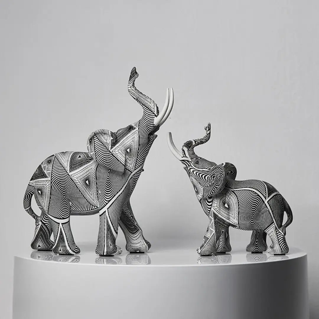 Estatuetas Decorativas Elefantes Abstratos em Dois Estilos Diferentes Compre agora Ricaly