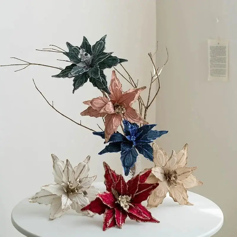 Arranjo de flores de poinsettia coloridas para decoração natalina premium Ricaly