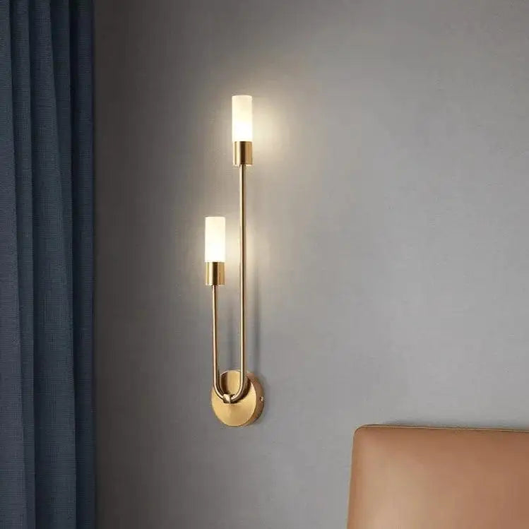 Iluminação Elegante: Arandela de Parede Verona by Ricaly - Sofisticação e Inovação para Seu Espaço Dourado Direito