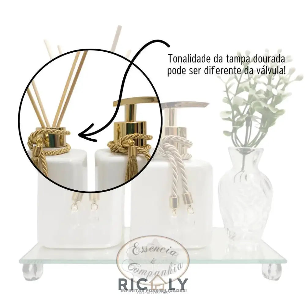 Kit Dourado Aromatizador e Saboneteira Pet Branco 300ml Com Bandeja Espelhada e Vaso Decorativo Lavabo - Ricaly