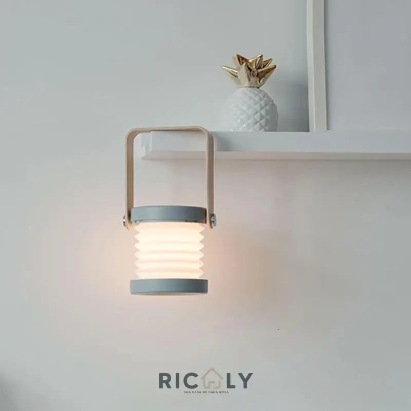 Luminária de Mesa LED com Alça de Leitura Ricaly