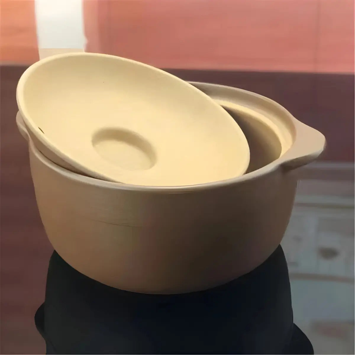 Panela Assados Barro Artesanal 0.8L Tradição Ricaly com pote de cerâmica bege e tampa