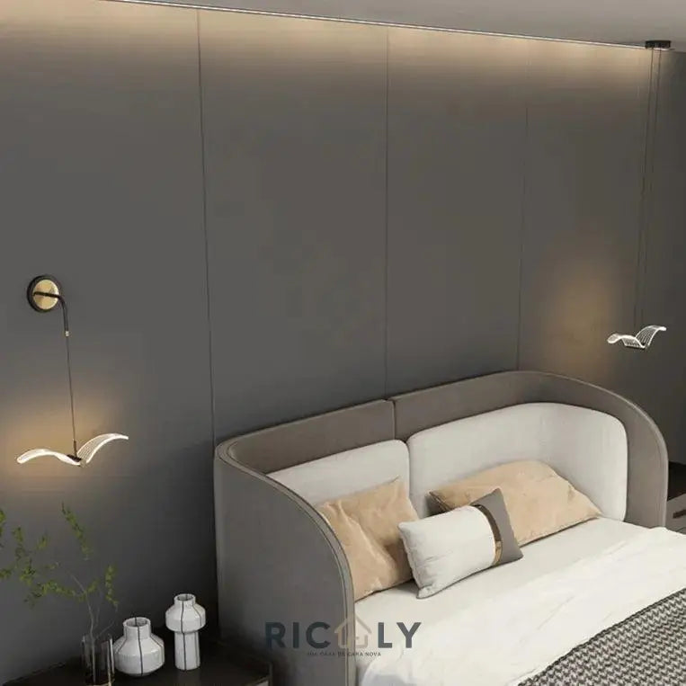 Ricaly: Arandela Pendete Minimalista 'Passáro' - Elegância e Inovação em Cada Detalhe - Iluminação