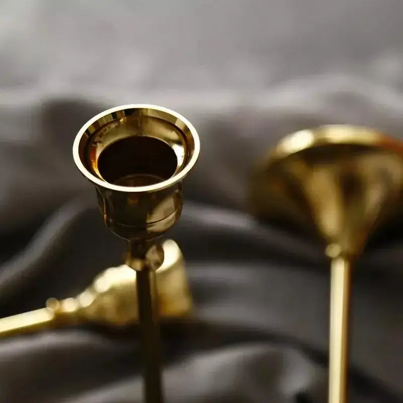 Suporte de Velas Retrô Decorativos em Ouro - Candelabros Ricaly Compre