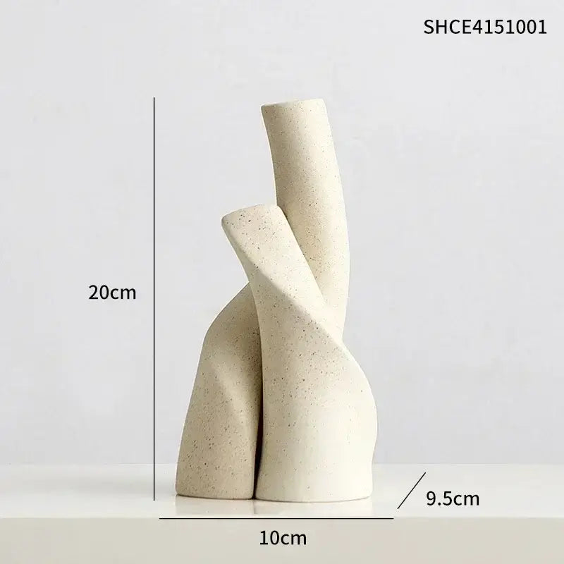 Vaso Decorativo Irregular de Cerâmica Fosca Feito à Mão Bege Compre agora Ricaly
